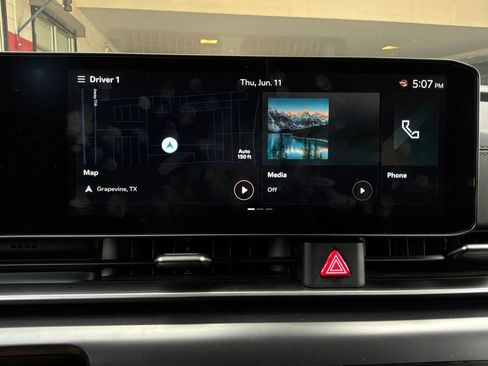 Used 2026 Kia Carnival FWD image 33