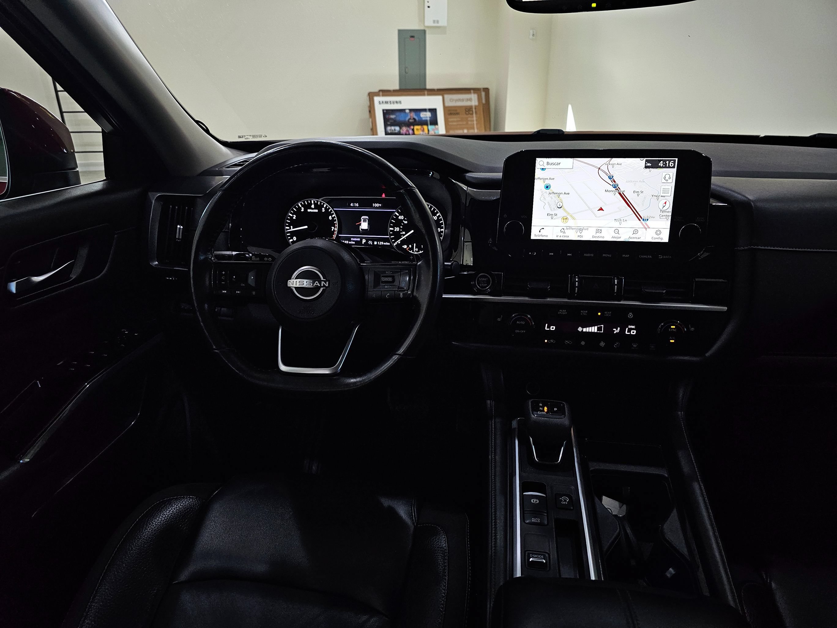 Used 2022 Nissan Pathfinder SL FWD image 27
