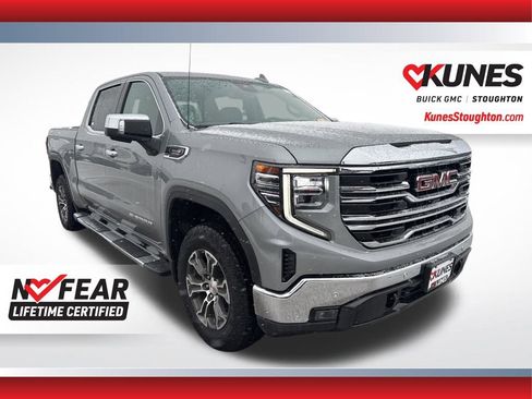 Used 2025 GMC Sierra 1500 SLT image 1