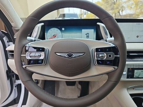 Certified 2026 Genesis G90 3.5T AWD/4WD image 19