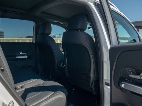 Certified 2023 Mercedes-Benz EQB 300 4MATIC image 27