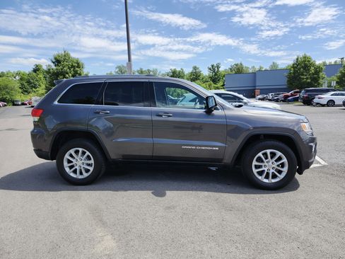Used 2016 Jeep Grand Cherokee Laredo w/ Quick Order Package 23E AWD/4WD image 17