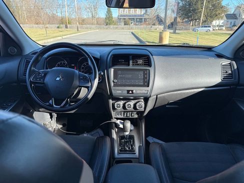 Used 2018 Mitsubishi Outlander Sport SE image 11