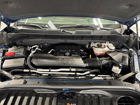 Used 2024 Chevrolet Silverado 1500 LT AWD/4WD image 45