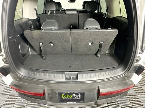 Used 2025 Hyundai Santa Fe SEL FWD image 29