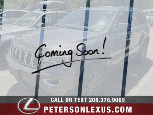 Used 2021 Jeep Grand Cherokee Laredo AWD/4WD image 1