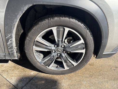 Certified 2021 Lexus UX 250h 250h w/ Premium Package image 12