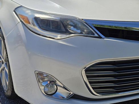 Used 2014 Toyota Avalon XLE Touring FWD image 3