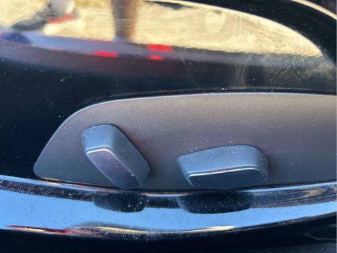 Used 2023 Chevrolet Corvette Stingray Coupe w/ Z51 Performance Package image 24