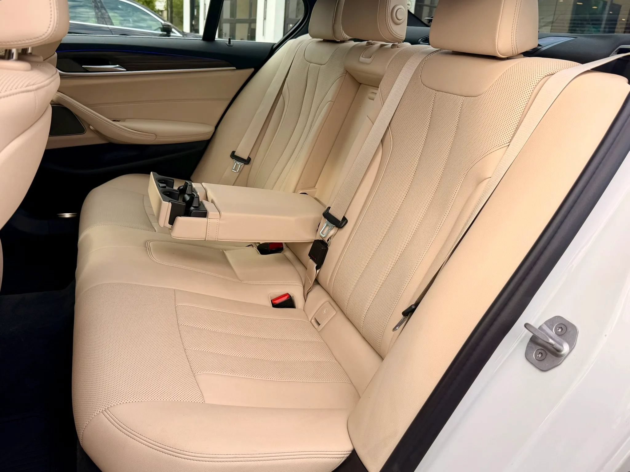 Used 2022 BMW 530i xDrive w/ Premium Package AWD/4WD image 30