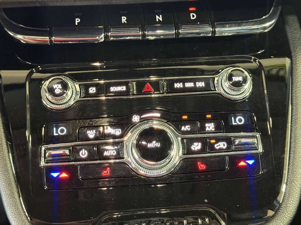 Certified 2020 Lincoln Corsair FWD w/ Equipment Group 101A image 22