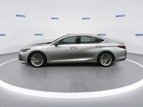 Used 2023 Lexus ES 300h w/ Luxury Package FWD image 5