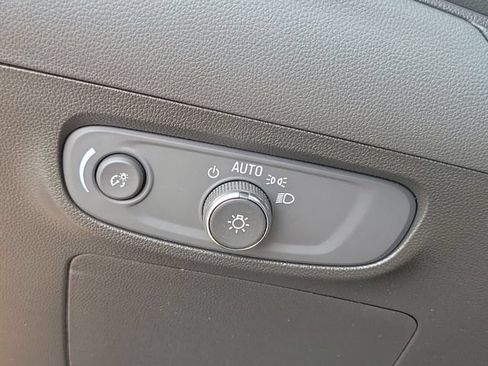Used 2024 Buick Encore GX Preferred w/ Comfort Package AWD/4WD image 11