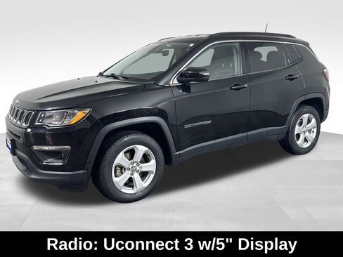 Used 2018 Jeep Compass Latitude w/ Cold Weather Group image 6