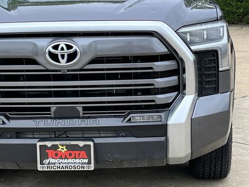 Used 2024 Toyota Tundra Limited AWD/4WD image 8