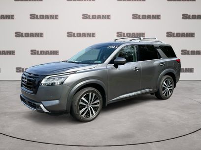 Used 2023 Nissan Pathfinder Platinum