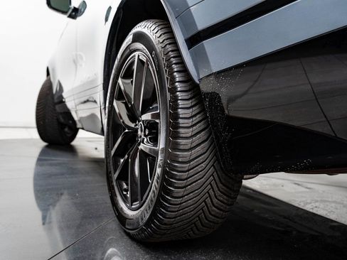 Used 2024 Land Rover Range Rover Velar Dynamic SE image 48