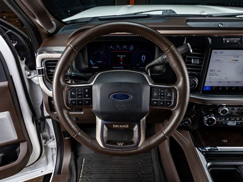 Used 2024 Ford F350 King Ranch image 19