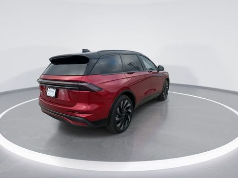 New 2026 Lincoln Nautilus Reserve w/ Jet Appearance Package AWD/4WD image 8