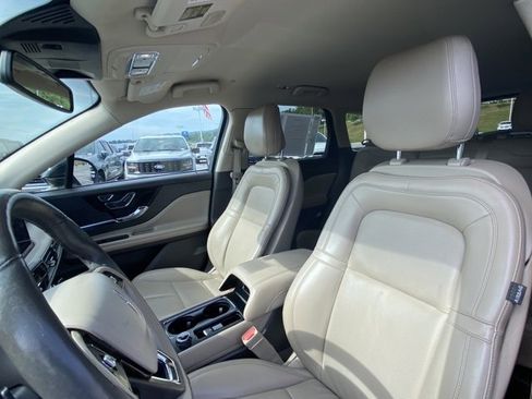Used 2020 Lincoln Corsair AWD w/ Equipment Group 101A image 16