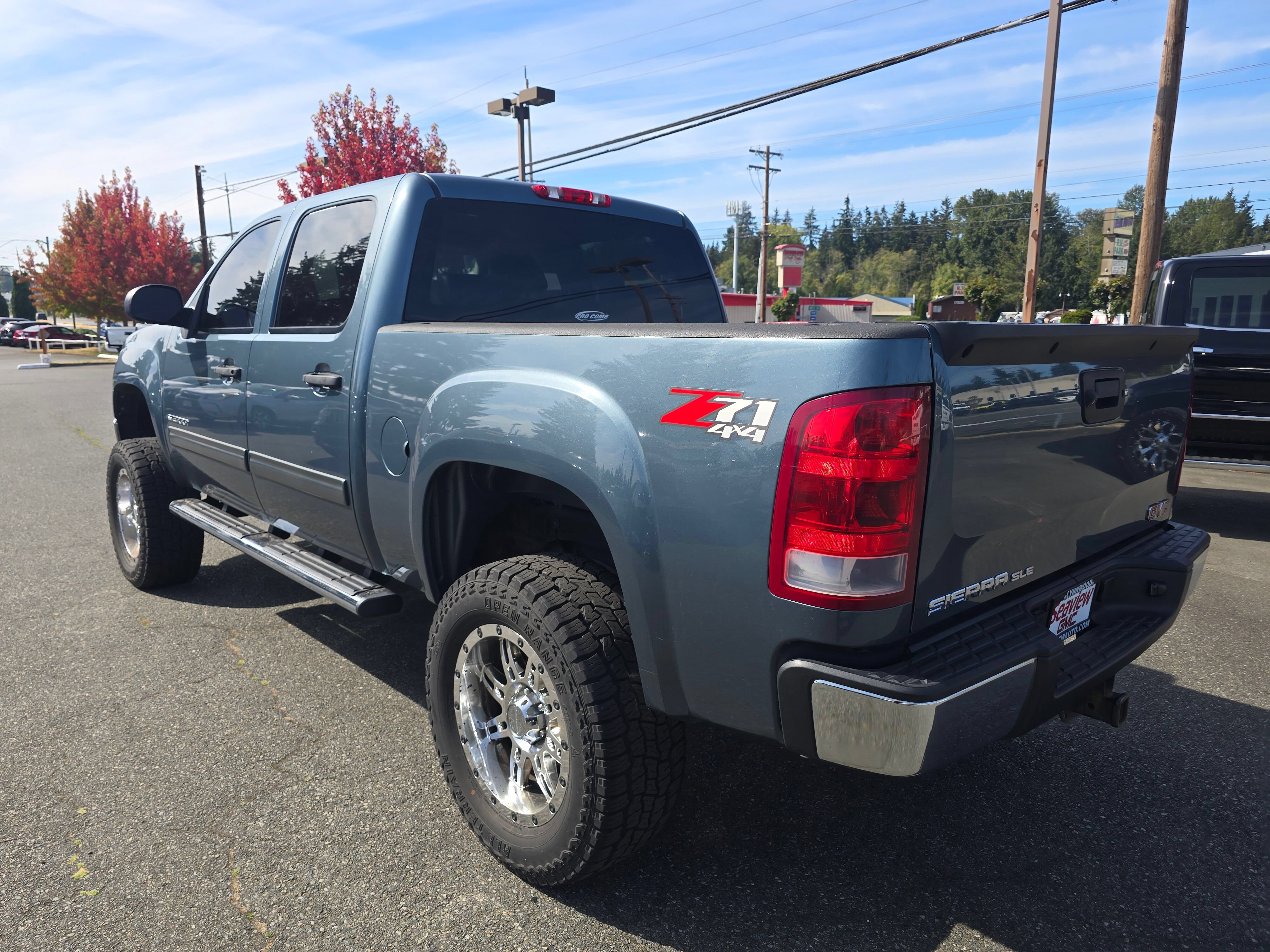 Used 2013 GMC Sierra 1500 SLE w/ Power Tech Package AWD/4WD image 5