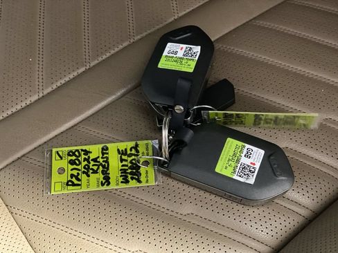 Used 2024 Kia Sorento SX Prestige w/ Olive Brown Leather Package AWD/4WD image 19