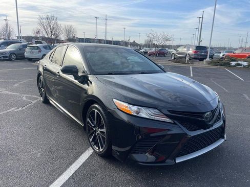 Used 2020 Toyota Camry XSE FWD image 2