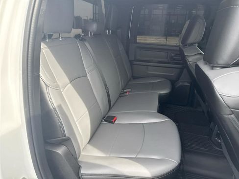 Used 2024 RAM 3500 Tradesman w/ Chrome Appearance Group image 24