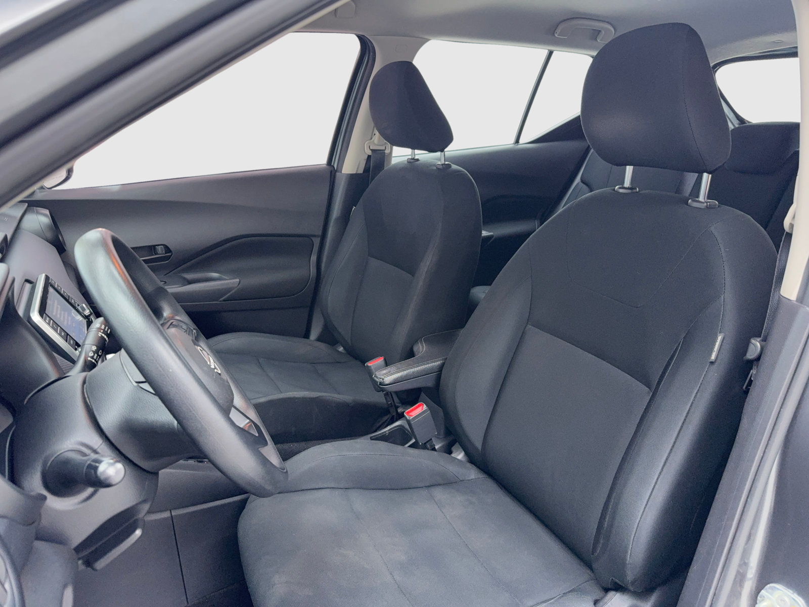 Used 2023 Nissan Kicks S FWD image 18