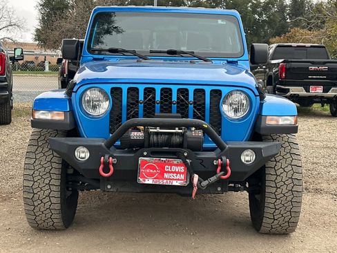 Used 2021 Jeep Gladiator Sport image 11