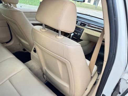 Used 2011 BMW 328i Sedan RWD image 19