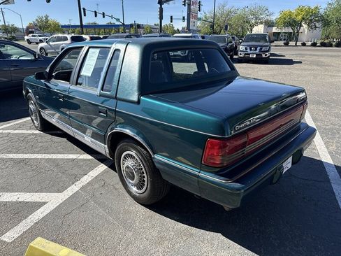 Used 1993 Chrysler LeBaron Landau FWD image 3