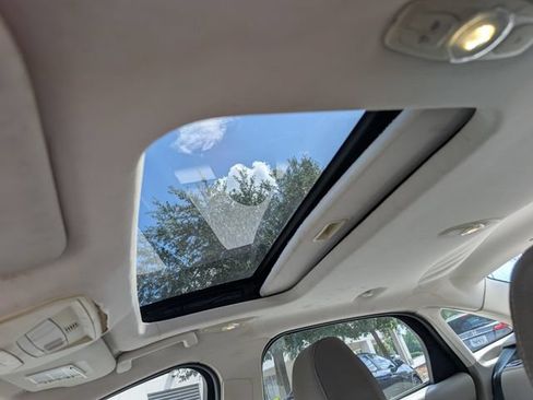 Used 2014 Ford Focus SE FWD image 15