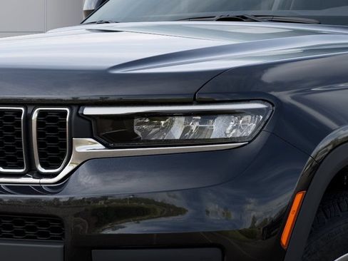 New 2026 Jeep Grand Cherokee L Laredo RWD image 10