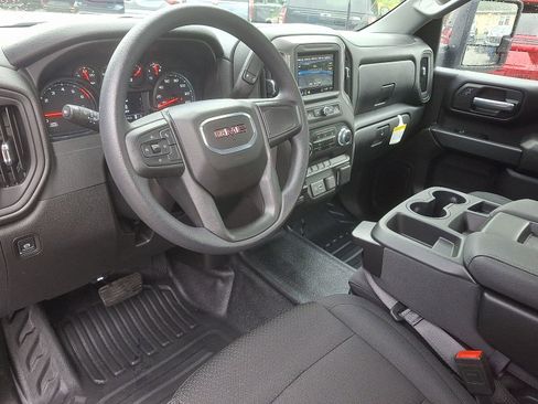 New 2025 GMC Sierra 2500 Pro w/ Convenience Package image 10
