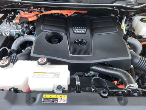 Certified 2024 Toyota Sequoia Capstone AWD/4WD image 26