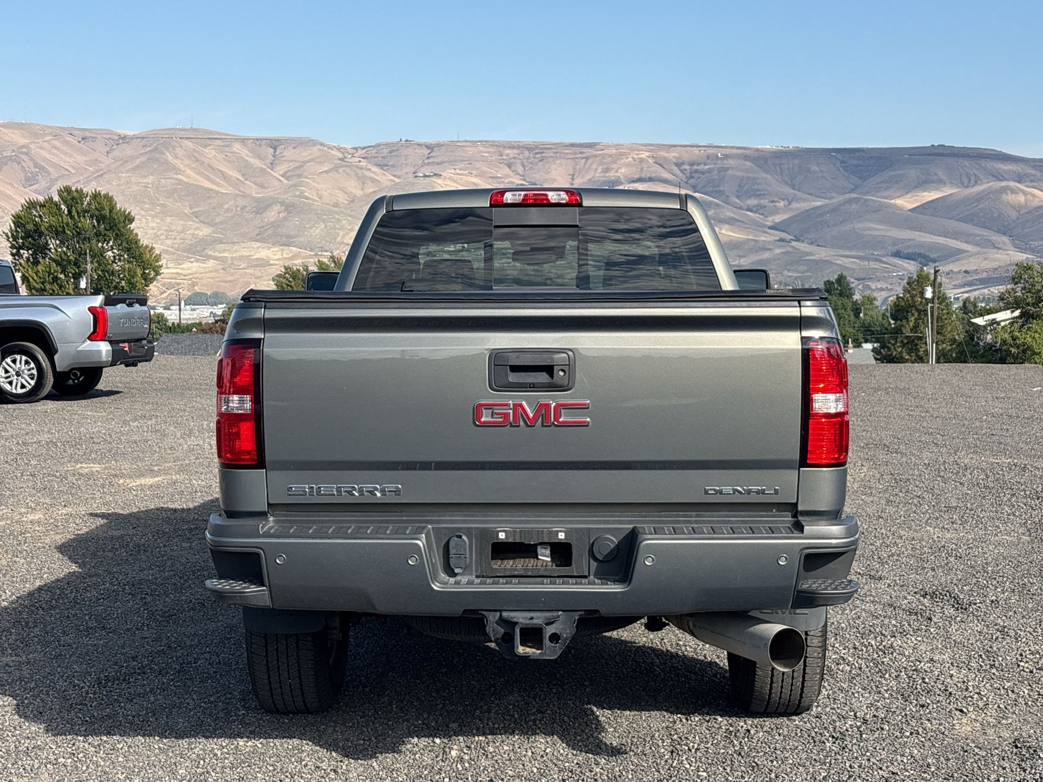Used 2018 GMC Sierra 3500 Denali w/ Duramax Plus Package AWD/4WD image 11