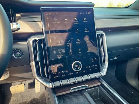 New 2026 GMC Acadia Denali w/ Super Cruise Package image 24