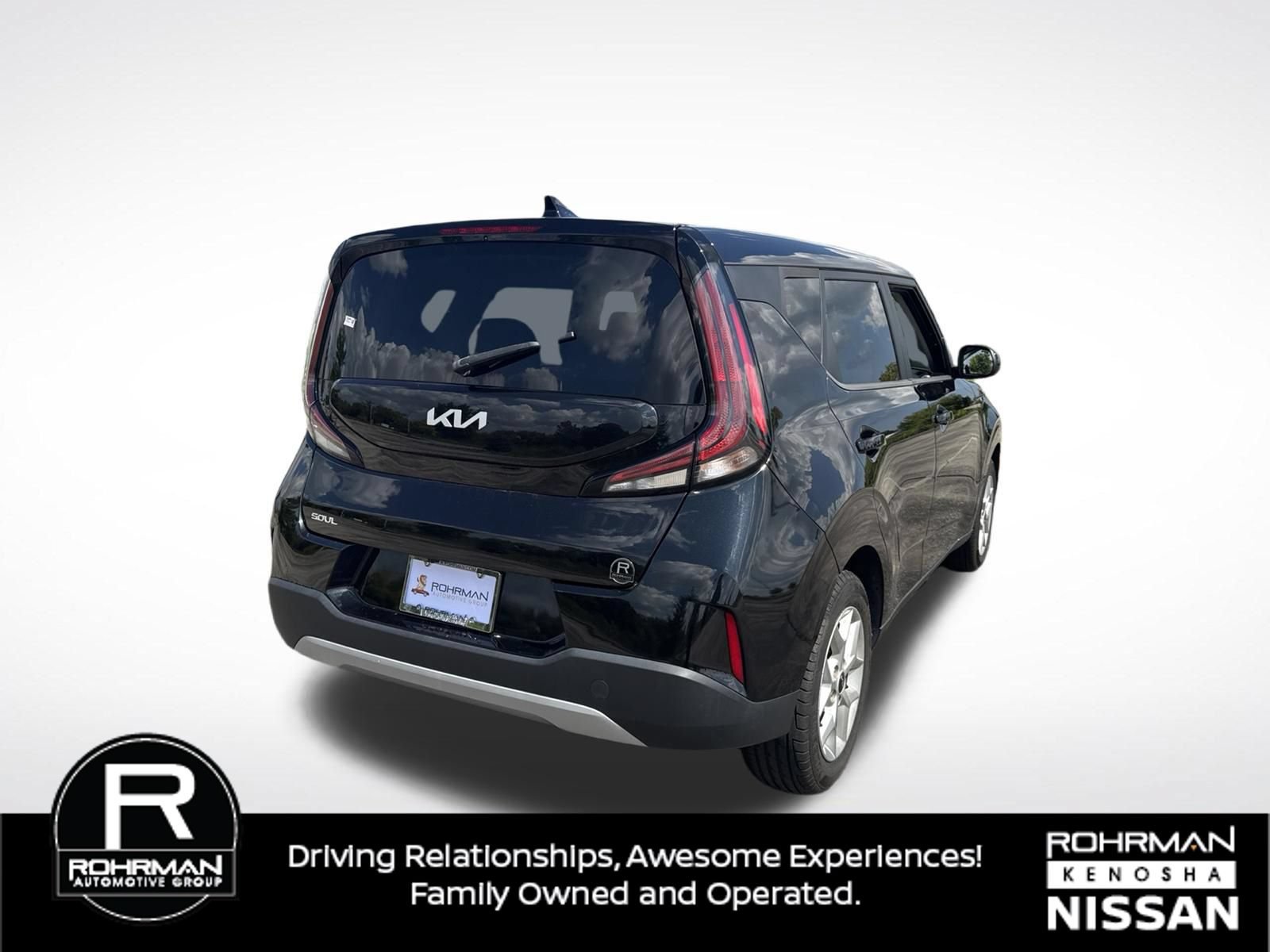 Used 2023 Kia Soul LX w/ Option Group 015 FWD image 6