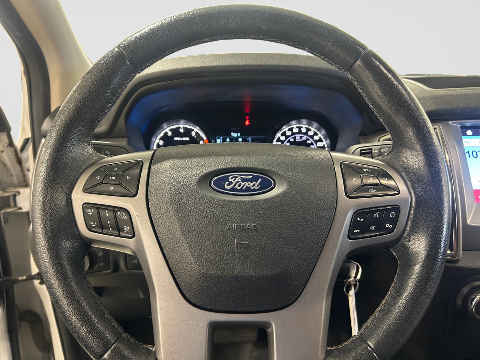 Used 2019 Ford Ranger XLT w/ Equipment Group 302A Luxury RWD image 11