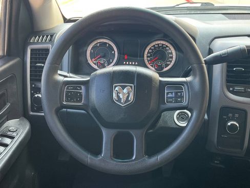 Used 2016 RAM 3500 Tradesman w/ Chrome Appearance Group AWD/4WD image 15