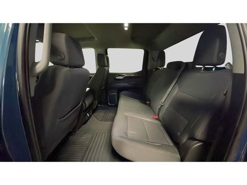 Used 2024 Chevrolet Silverado 1500 LT image 14