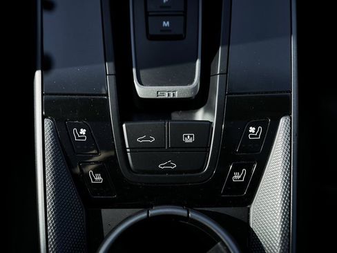 Used 2024 Porsche 911 Carrera S w/ Sport Package image 57