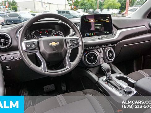 Used 2025 Chevrolet Blazer LT FWD image 26