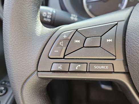 Used 2024 Nissan Kicks S image 12