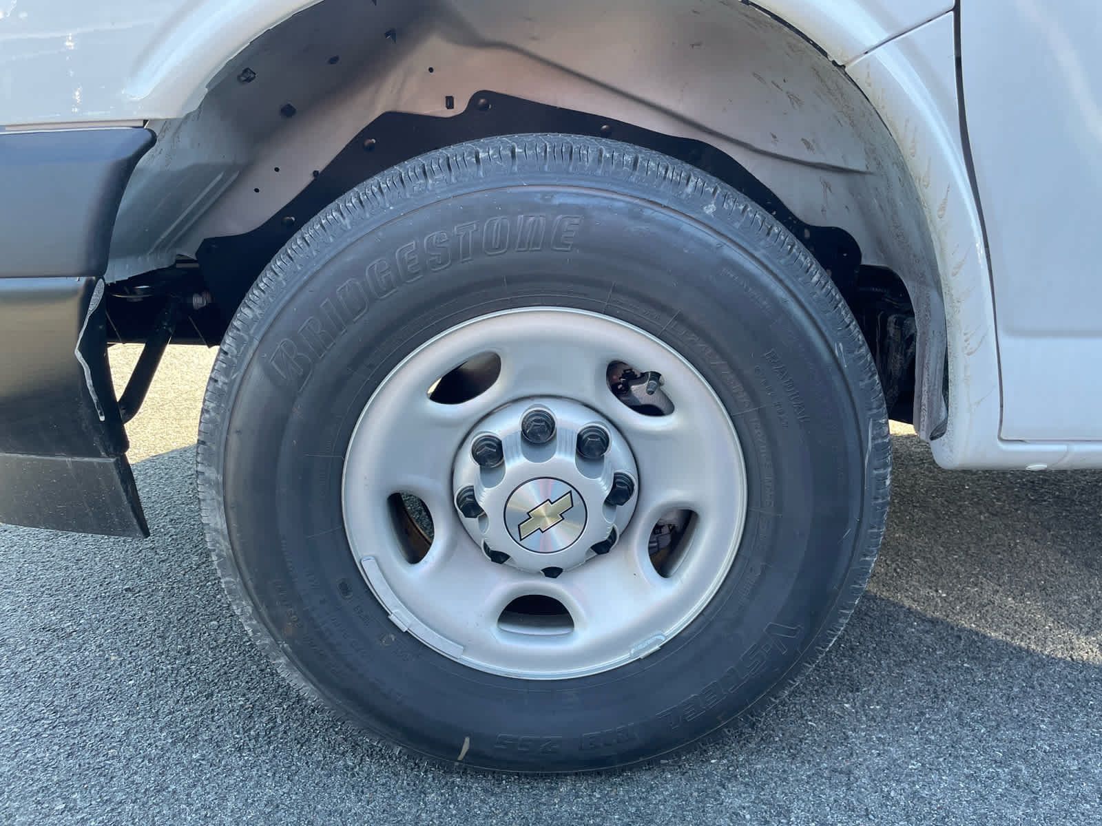 New 2026 Chevrolet Express 2500 w/ Driver Convenience Package RWD image 6