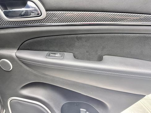 Used 2019 Jeep Grand Cherokee SRT AWD/4WD image 17