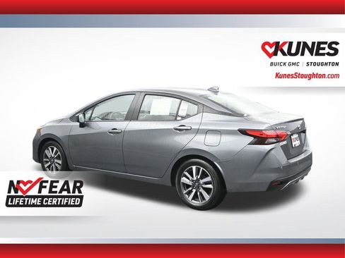 Used 2023 Nissan Versa SV image 7