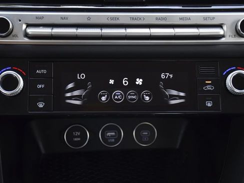 Used 2026 Genesis G70 2.5T RWD image 16