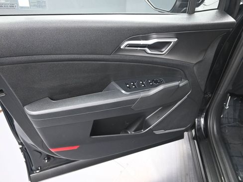 Certified 2026 Kia Sportage LX w/ LX Convenience Package image 10